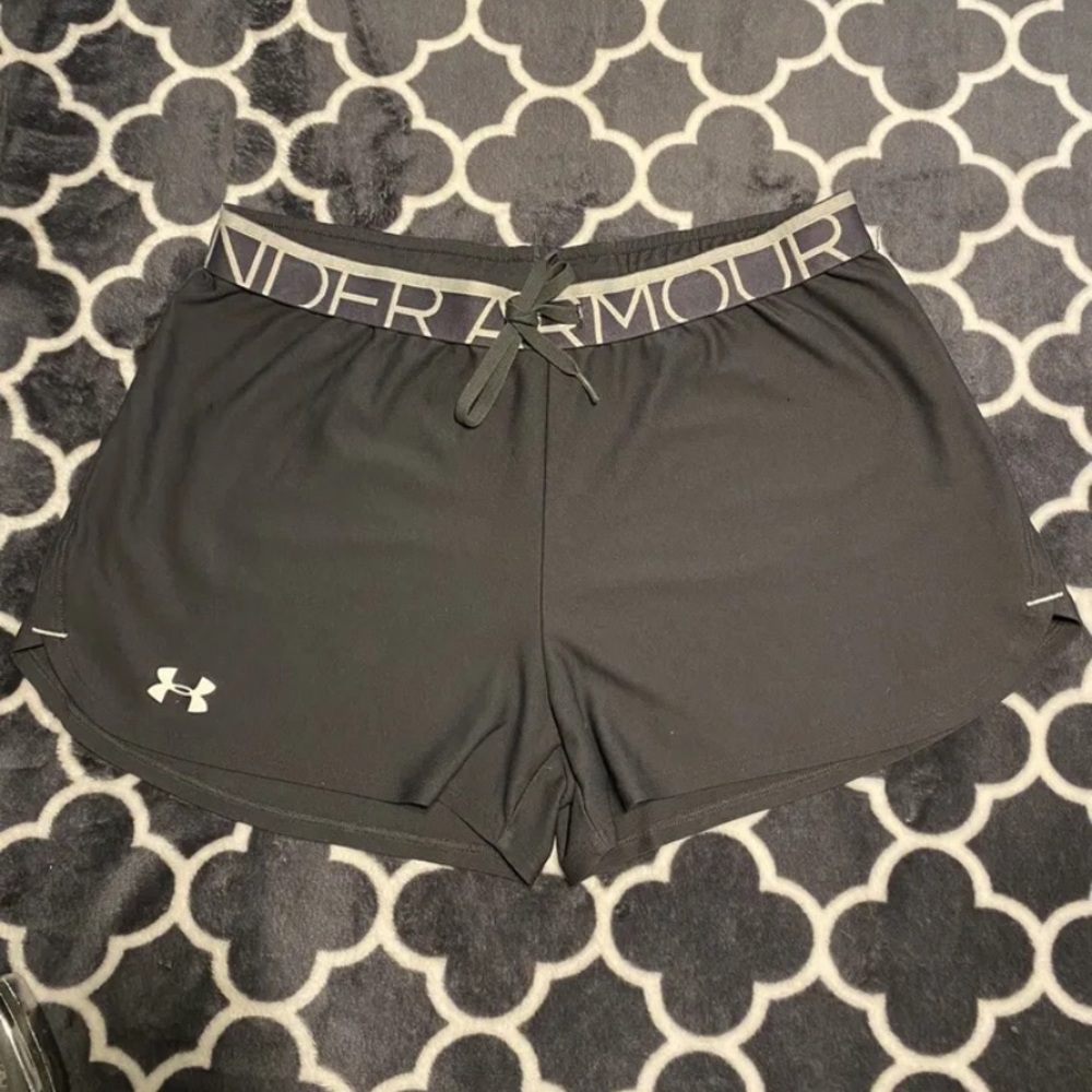 Under Armour Women’s Running Shorts Size Medium